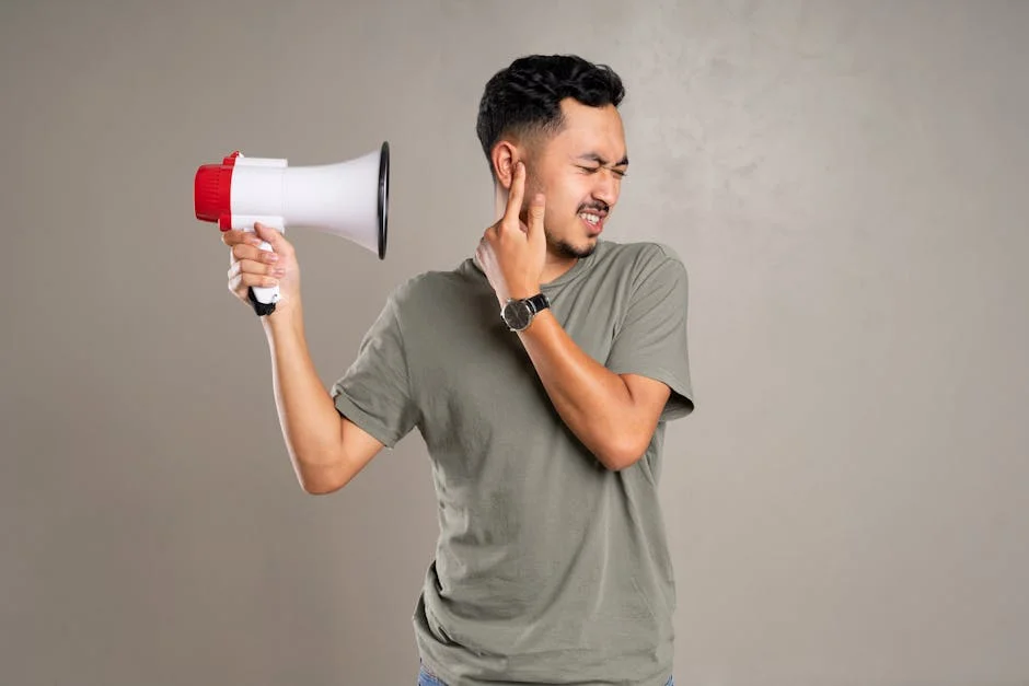 Signia Hearing Aids Buyer's Guide: Models, Costs, and Maintenance